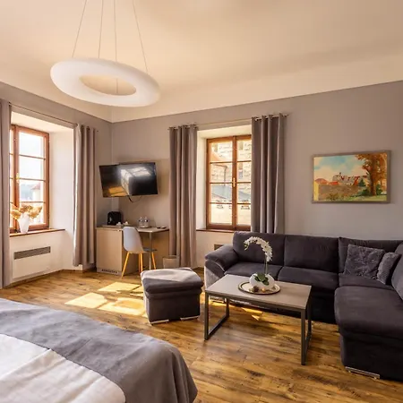 Gurman Hotel