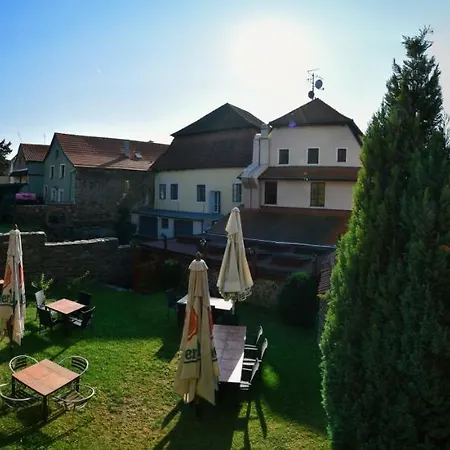 호텔 Gurman Horšovský Týn